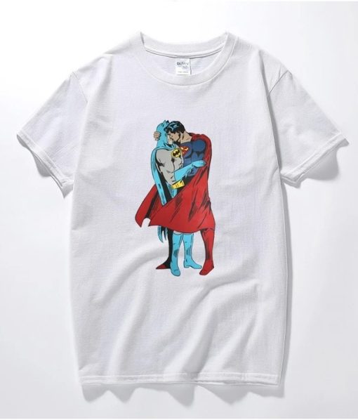 Batman VS Superman Kissing T-Shirt